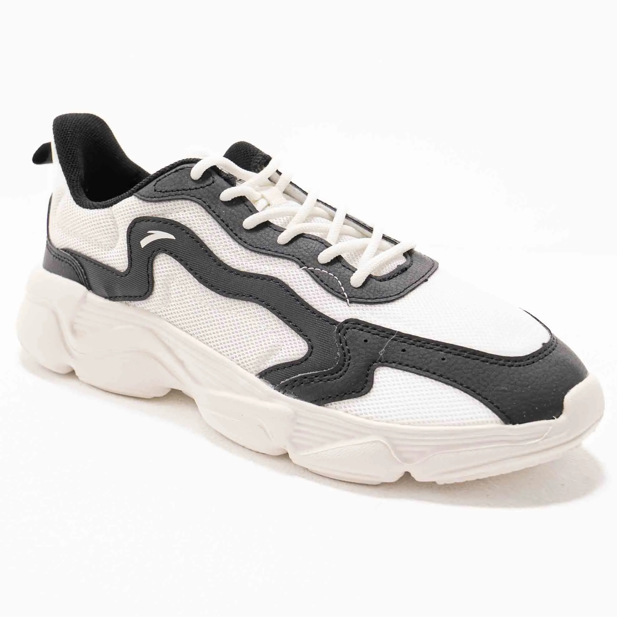 CASUAL SHOES