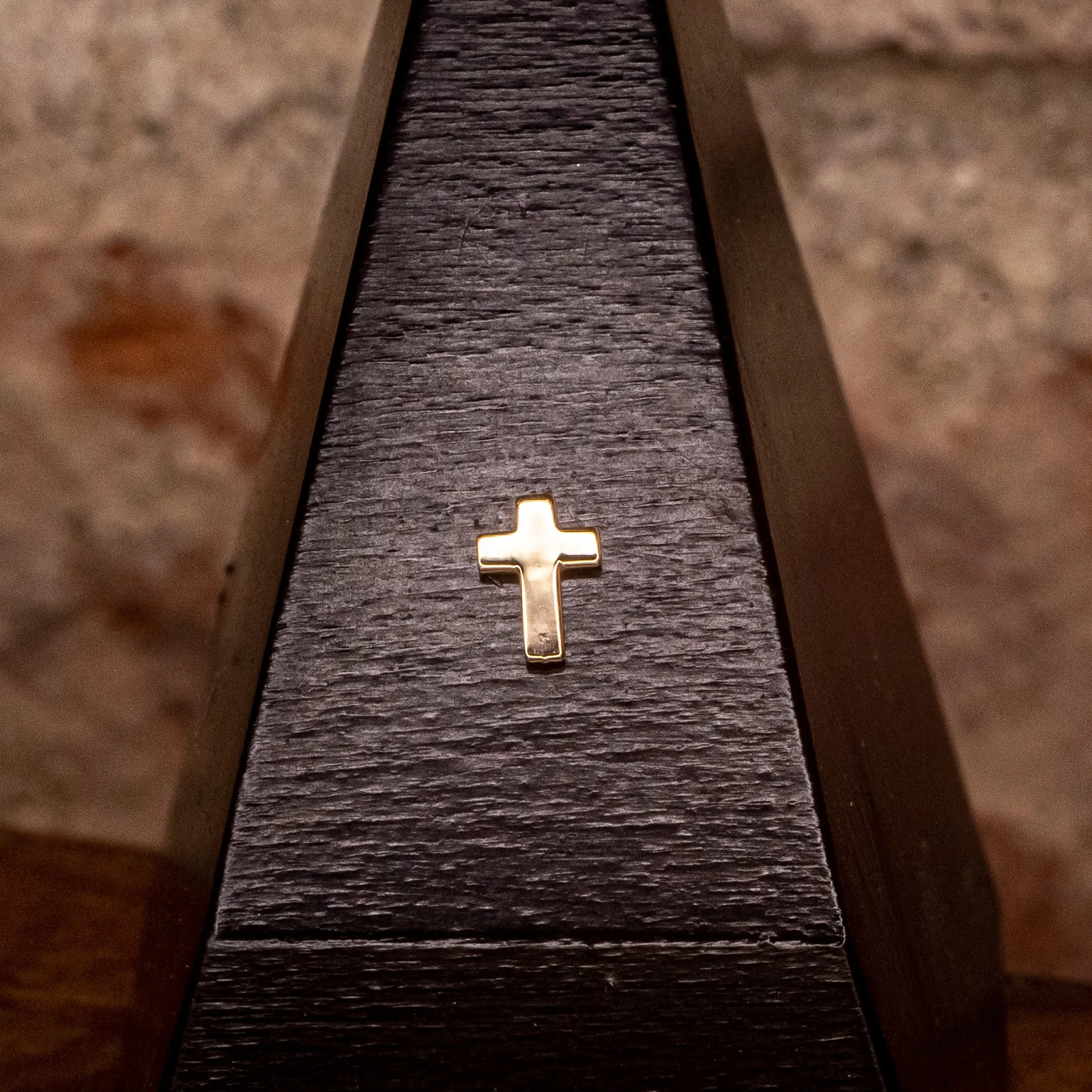 Cross in Yellow Gold
