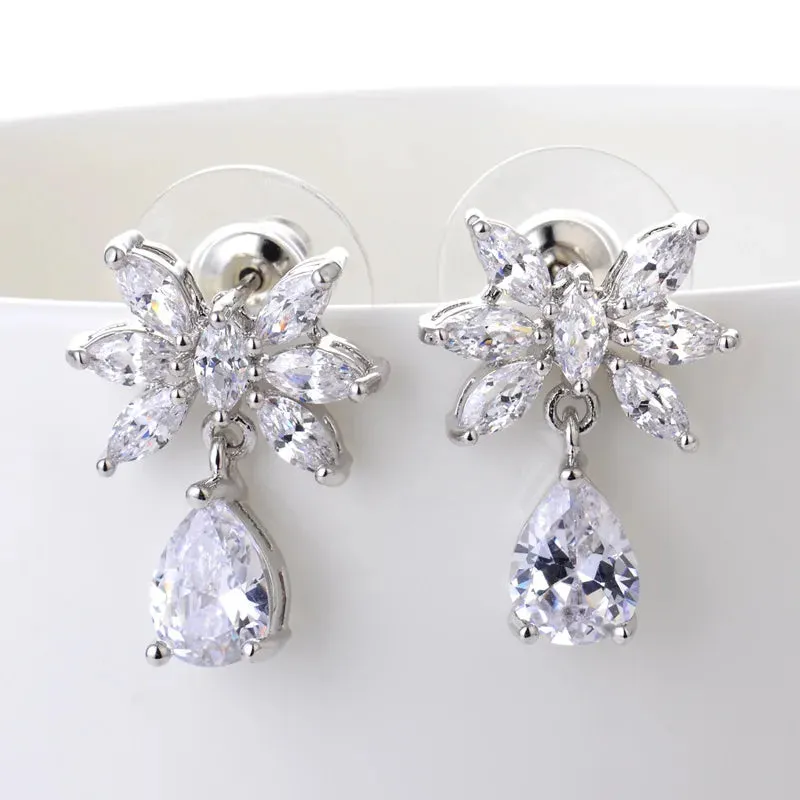 Exclusive Flower & Water Drop Pendant Cubic Zirconia Jewelry Set