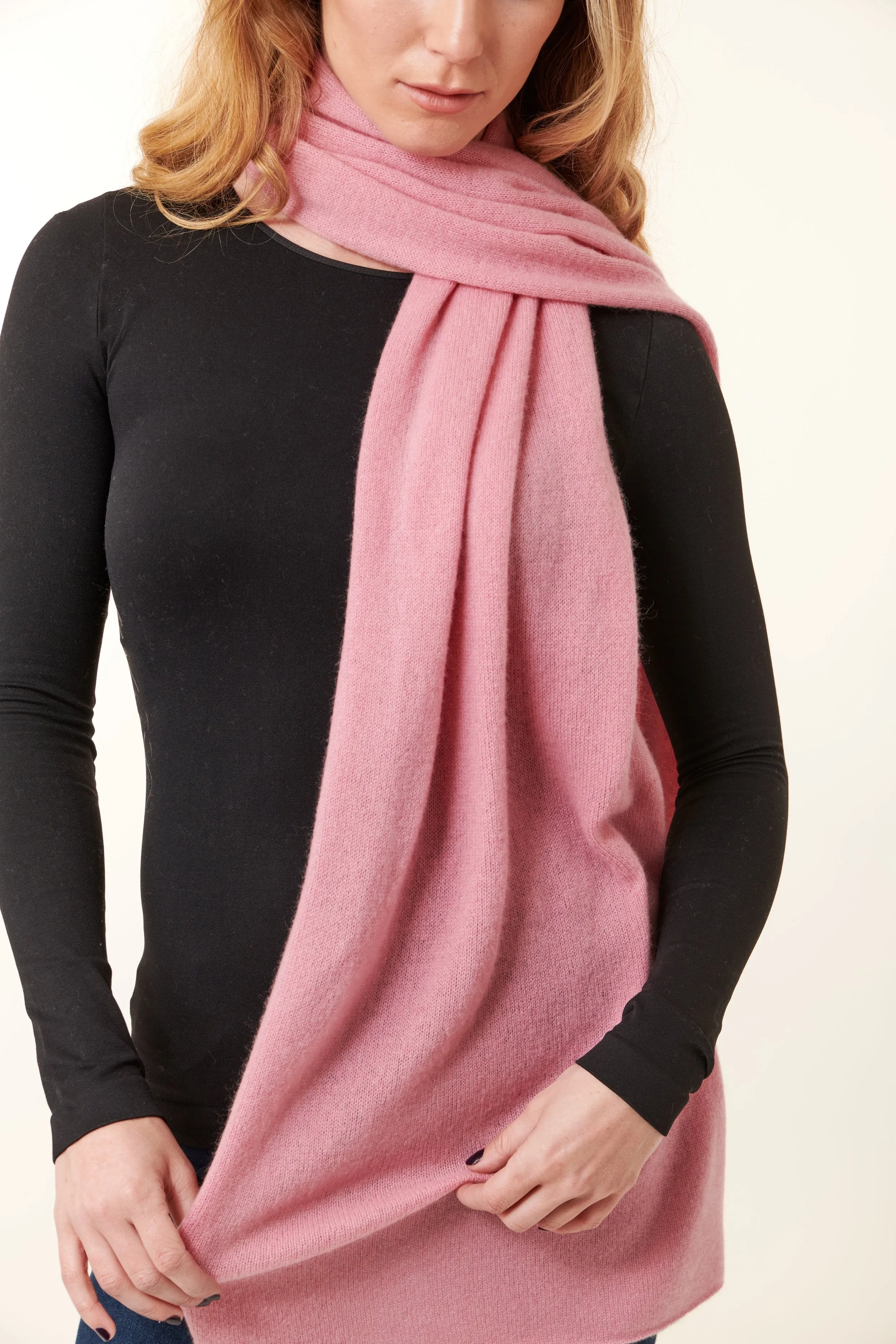 Kier & J, Cashmere long scarf in pink 77x18