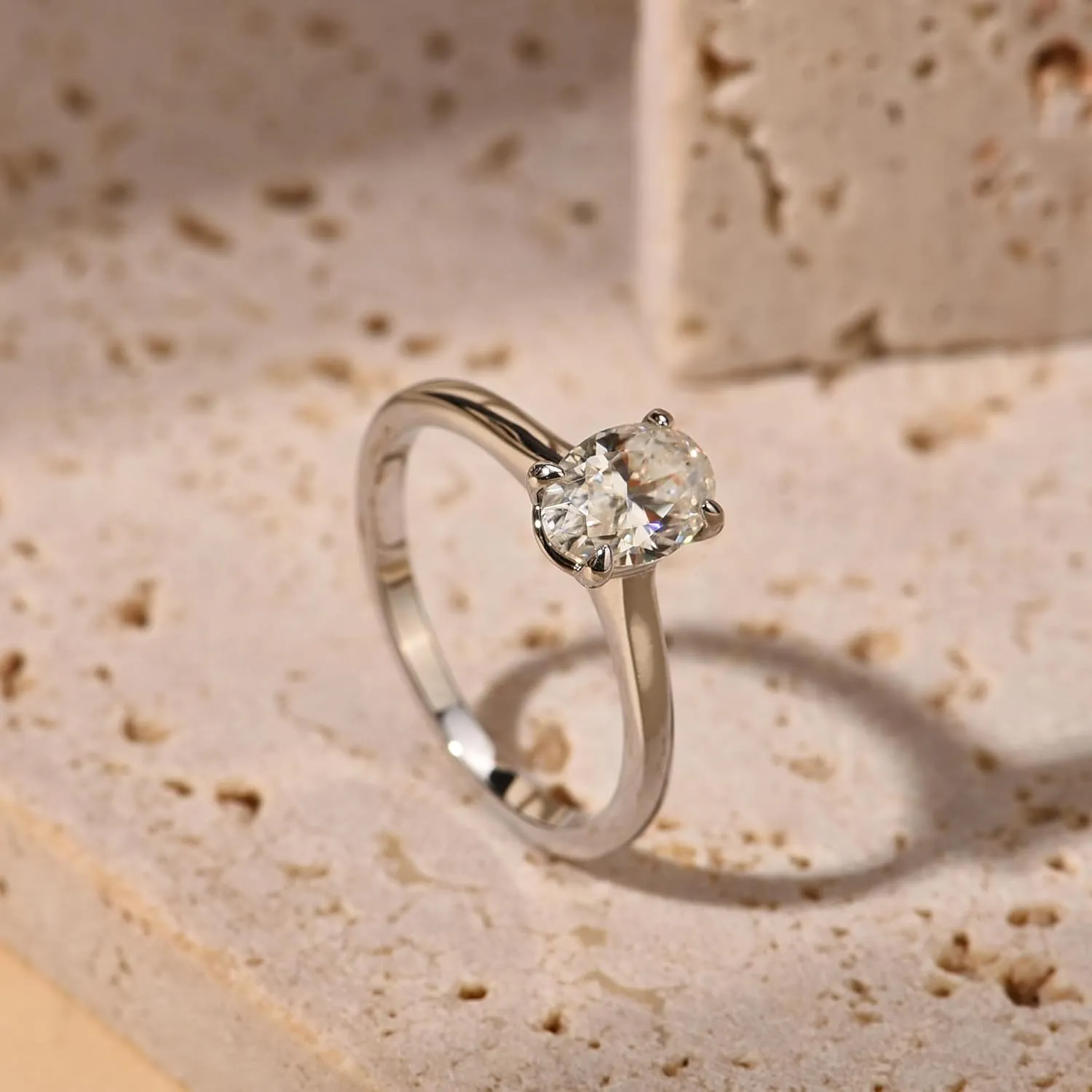LAVALE Moissanite Rings for Women, 1/1.5/2 CT Oval Cut Moissanite Solitaire Engagement Rings Platinum Gold Plated Sterling Silver Half Eternity Promise Wedding Bands for Her